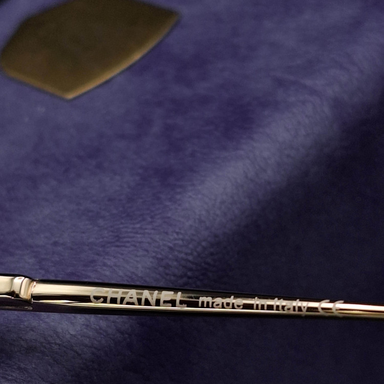 خرید عینک طبی کرمانشاه