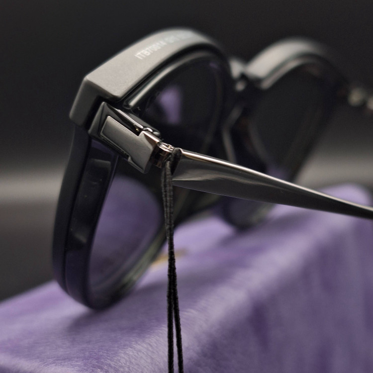 عینک تک کاوره