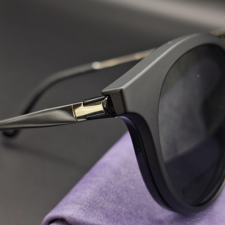 عینک کاوردار