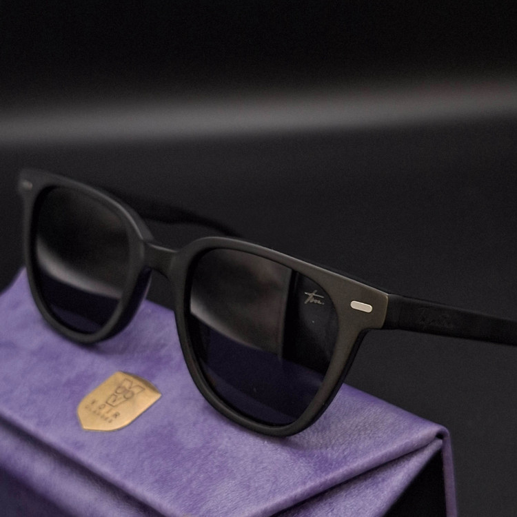 عینک آفتابی شفاف