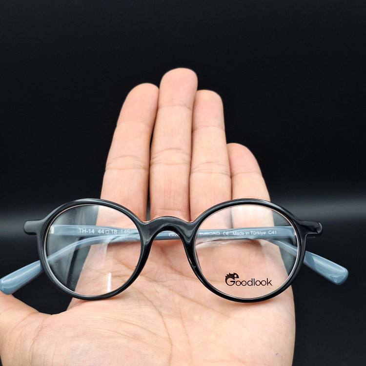 عینک طبی گرد