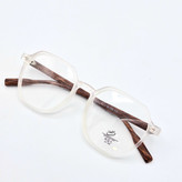 عینک تی آر نشکن