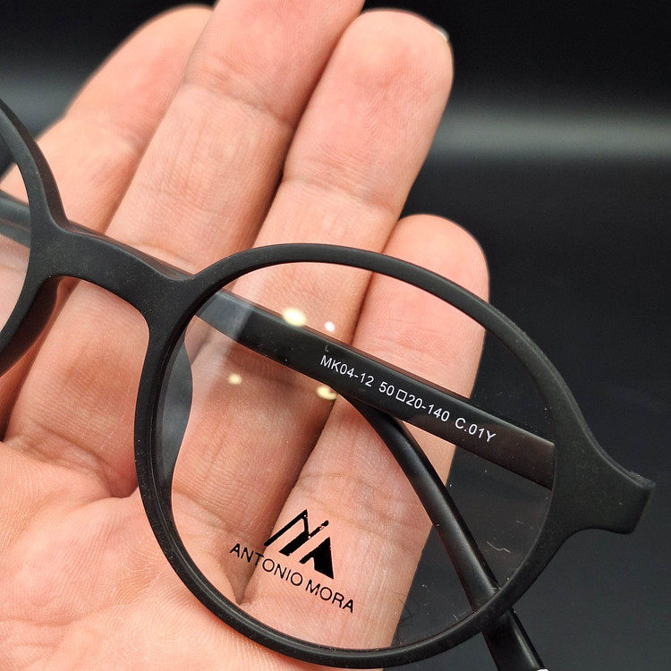 عینک طبی مردانه