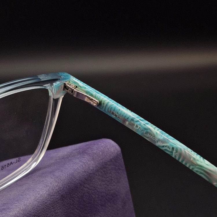 عینک طبی هدیه