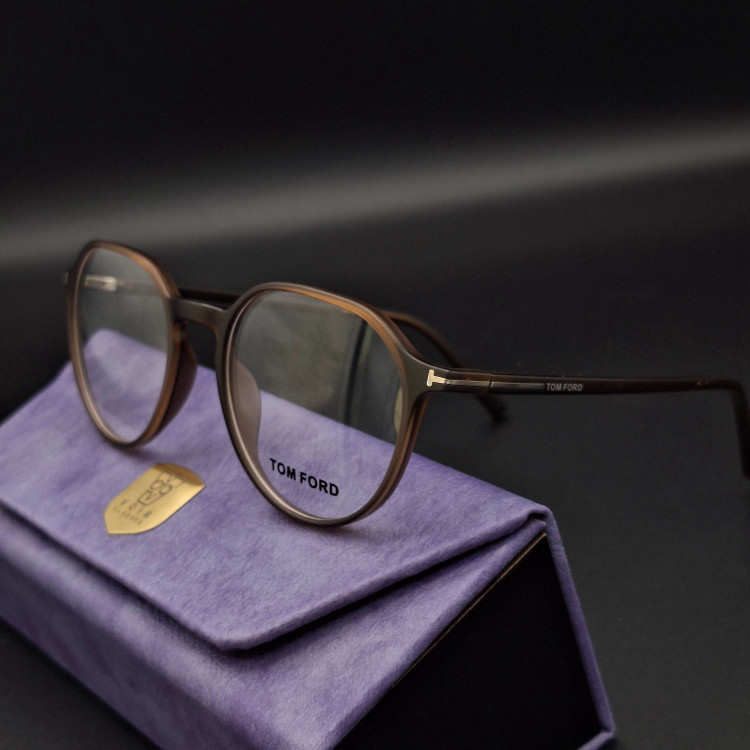 عینک طبی دخترانه