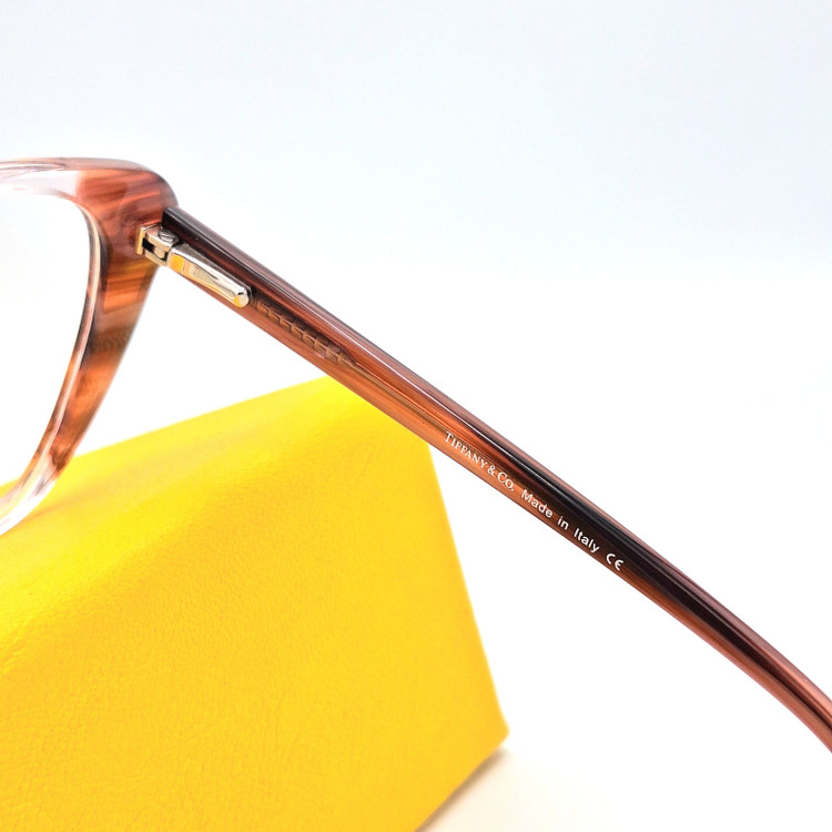 عینک طبی زنانه