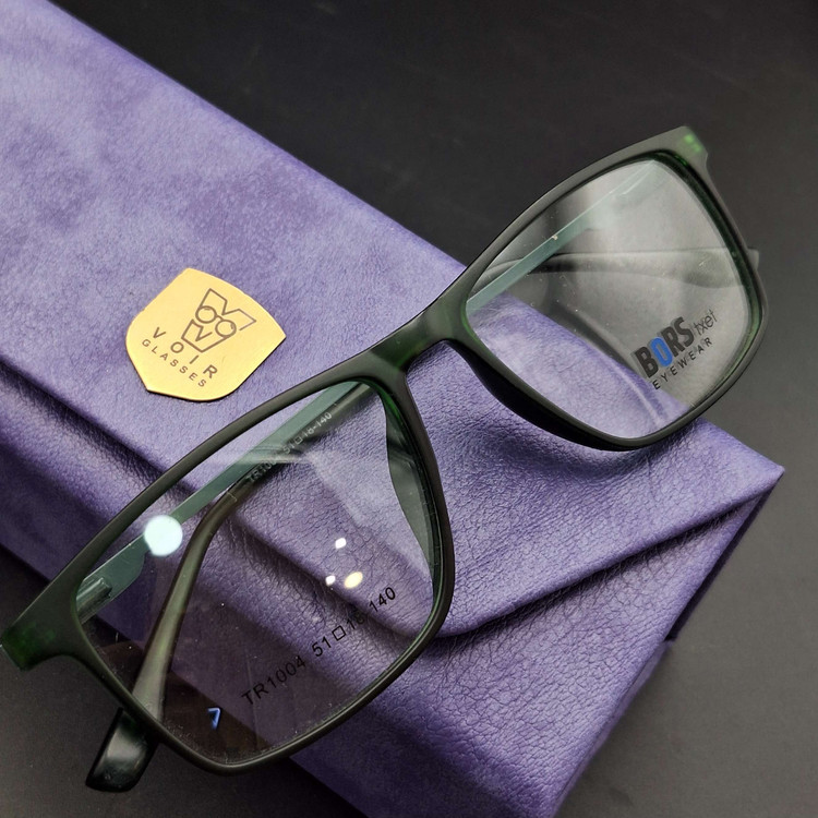 عینک طبی نشکن