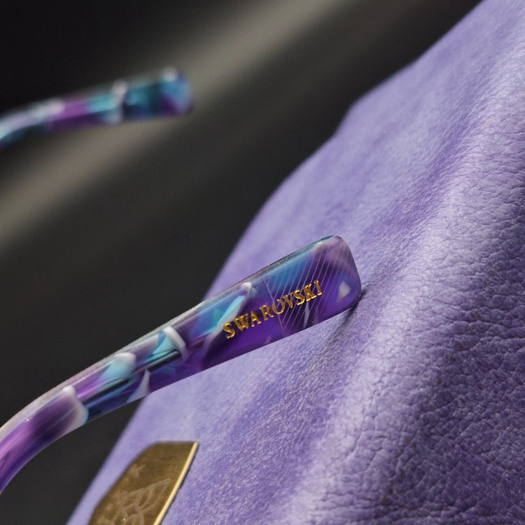 عینک طبی زنانه اورجینال فلزی از برند SWAROVSKI بدنه سبک مدل CF3 (کیفیت ضمانتی ) کد SW509
