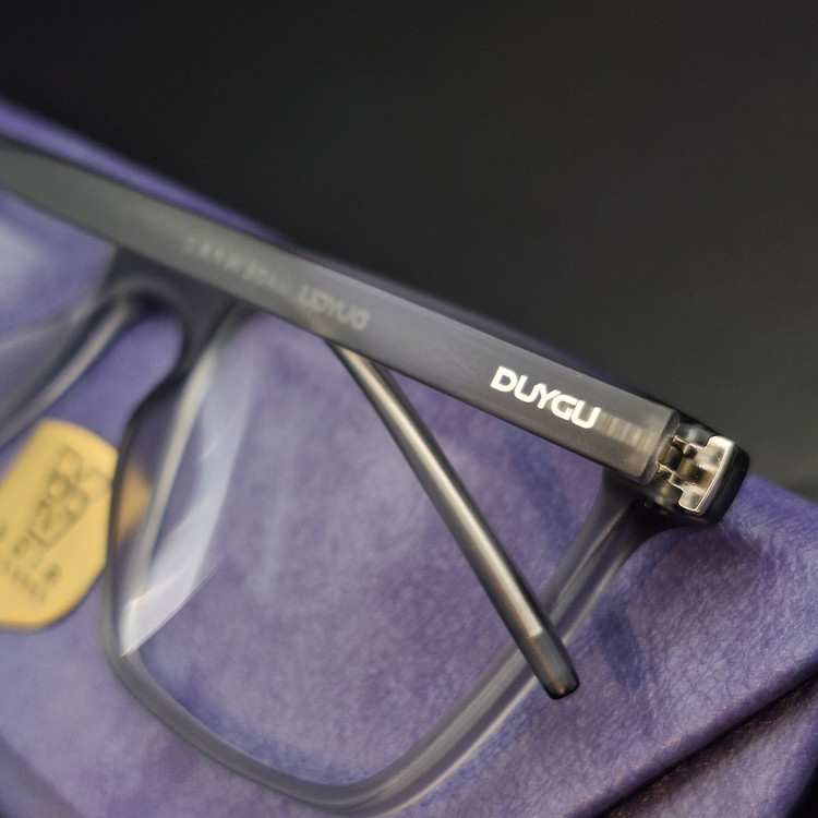 عینک مردانه کاور دار