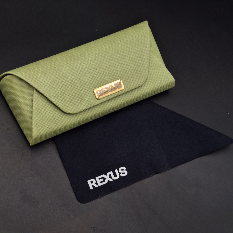 عینک آفتابی مردانه اورجینال از برند REXUS با متریال سوییسی ( بسیار سبک و مقاوم ) و گارانتی یکساله شرکت به همراه پکیج کامل برند کد RX3024