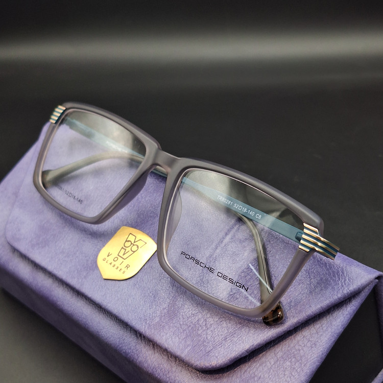 عینک طبی اورجینال یونیسکس ( مردانه و زنانه ) از برند PORSCHE DESIGN با بدنه بسیار سبک و متریال نشکن سری شرکتی به همراه پکیج کامل ( با امکان سفارش ساخت عدسی با نمره چشم شما ) کد PD42000
